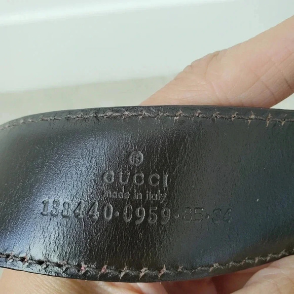 Gucci soft pink  leather belt with gold logo - Picture 12 of 14